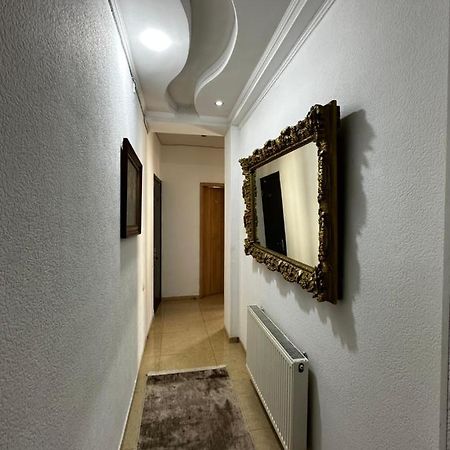 Lucas Tbilisi Exterior foto